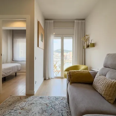 Barcelona Amelie Апартаменты